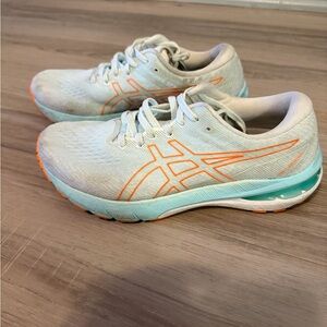 ASICS GT 2000 Running Shoes - White and Orange Size 7.5